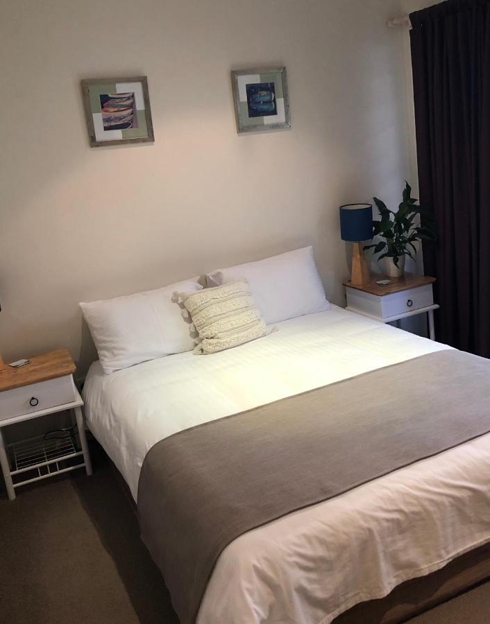 Beachhouse Bed And Breakfast Redcliffe Exterior foto