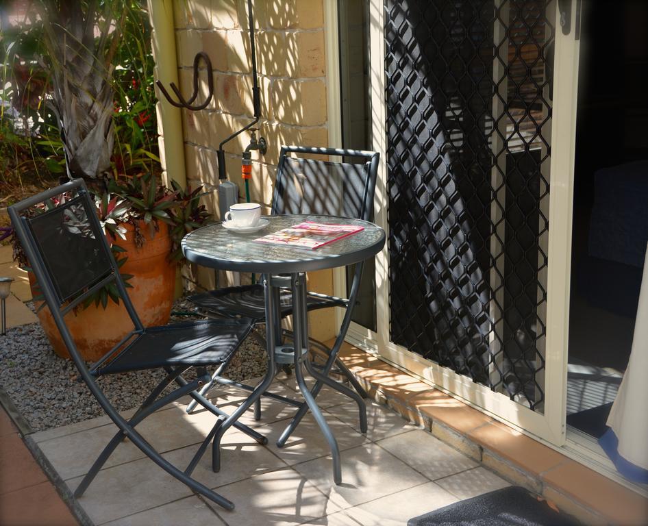 Beachhouse Bed And Breakfast Redcliffe Exterior foto