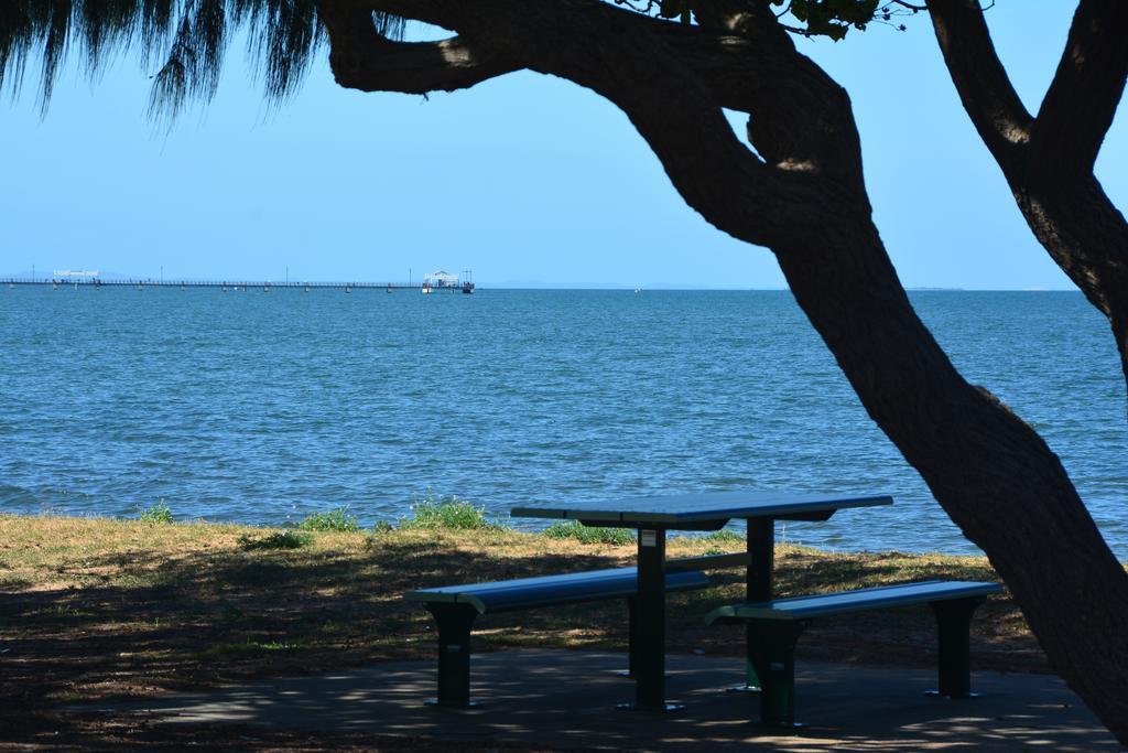 Beachhouse Bed And Breakfast Redcliffe Exterior foto